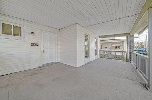 71 Emily St, Pittsburgh, PA 15205-3027