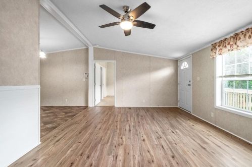 3828 Eliza St, Pittsburgh PA 15122-2033 exterior