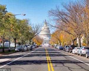 1481 A St, Washington DC  20003-1524 exterior