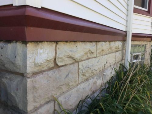 124 North Ave, Milwaukee WI  53212-3241 exterior