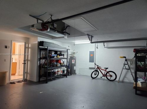 1426 Malaga Ave, Fort Pierce FL  34953-4725 exterior