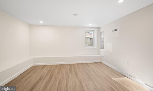 241 Allen St, Philadelphia PA  19125-4103 exterior