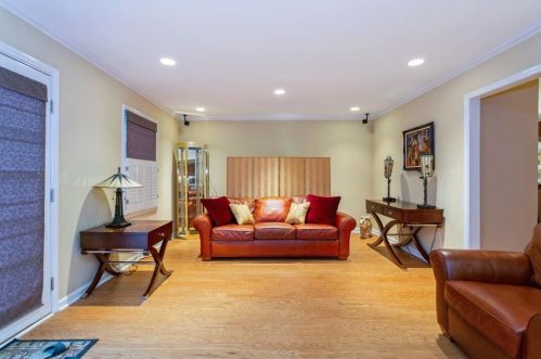 1653 Executive Park Ln, Atlanta GA 30329-3129 exterior