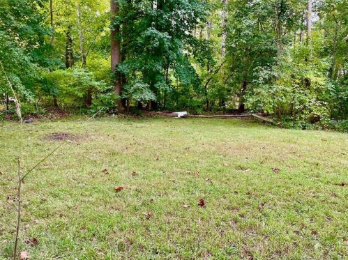 567 Roosevelt Dr, Seymour CT  06478-1738 exterior