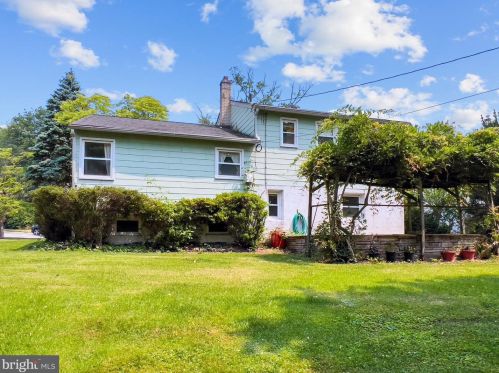 336 Ainslie Rd, Huntingdon Valley PA 19006-8701 exterior