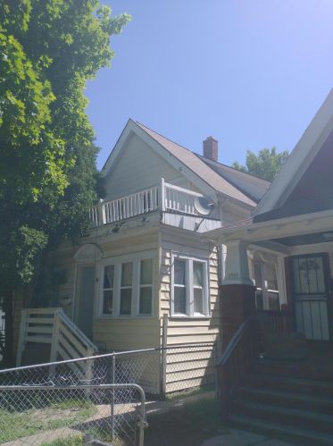 3922 19th Pl, Milwaukee, WI 53206-1903