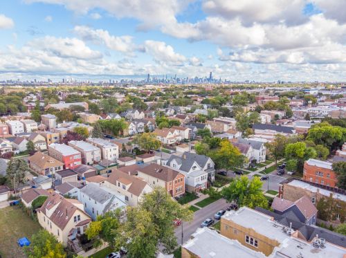 3910 Bernard St, Chicago IL  60618-3226 exterior