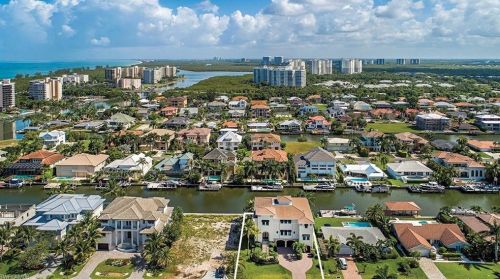 225 Conners Ave, Naples FL 34108-2152 exterior