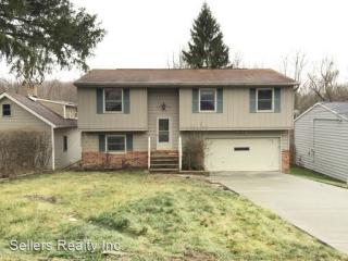 14816 Schreiber Rd, Cleveland OH  44137-4750 exterior