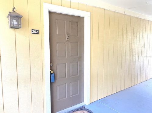 13385 Arbor Pointe Cir, Tampa FL 33617-1154 exterior