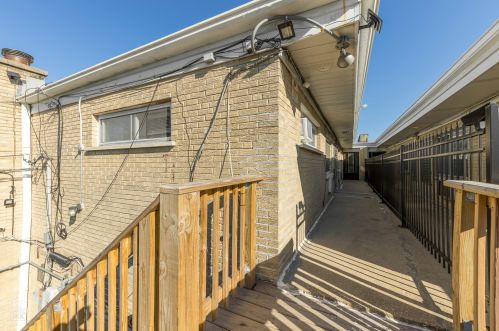 4846 Butterfield Rd, Hillside IL 60162-1413 exterior