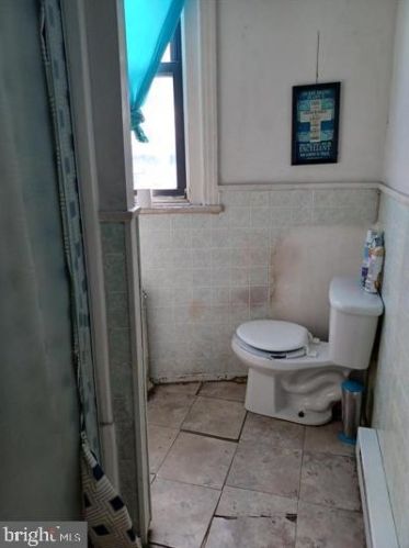 200 52 St, Philadelphia PA 19139-4002 exterior