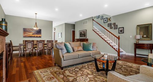 4231 Richmond St, Chicago IL 60618-2615 exterior