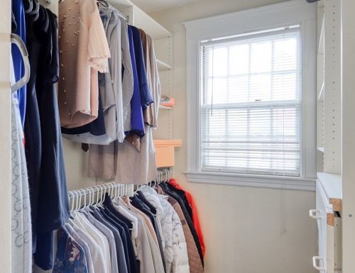 29 Furber Ln, Newton MA 02459-1503 exterior