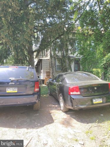 7345 Limekiln Pike, Philadelphia PA 19138-1335 exterior