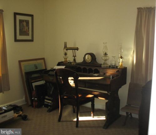 116 Lakeside Blvd, Trenton NJ 08610-1503 exterior