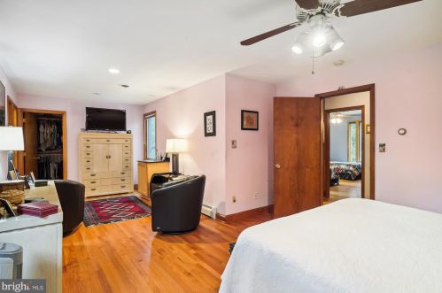 13110 Cleveland Dr, Rockville MD 20850-3723 exterior