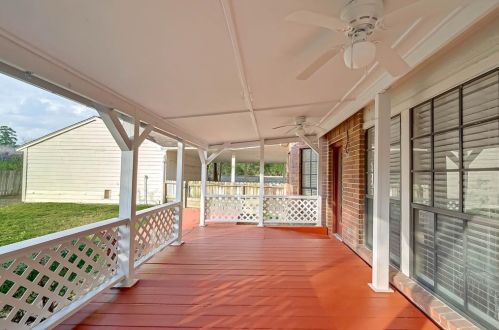 4331 Meadow Springs Dr, Humble TX 77339-1859 exterior