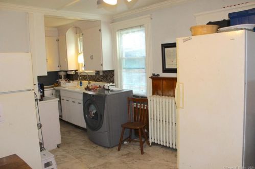 54 Center St, Torrington CT 06790-5502 exterior