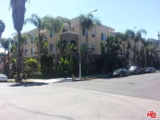 4568 1st St, Los Angeles CA  90004-4068 exterior