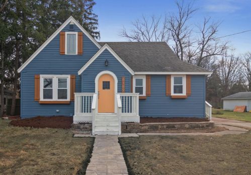 6169 Cleveland St, Gary IN 46404-2720 exterior