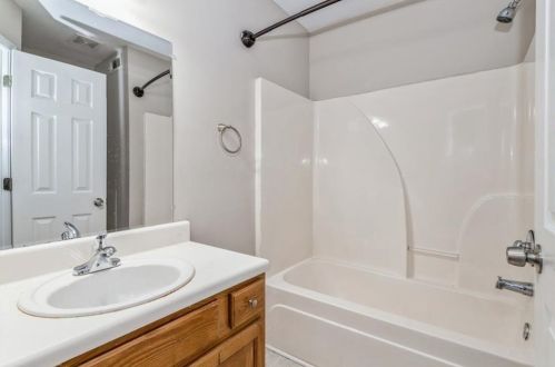 3845 Laurel Brook Way, Lithonia GA  30039-6489 exterior