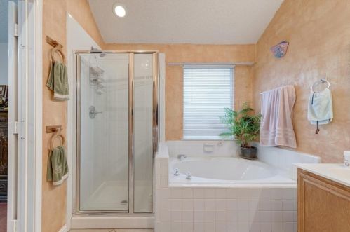 5905 Fox Dr, Frisco TX 75056-4472 exterior