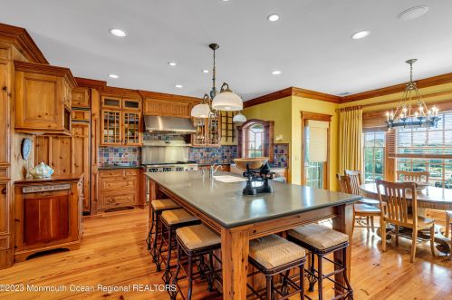 767 Ave, Point Pleasant Beach NJ 08742-5315 exterior