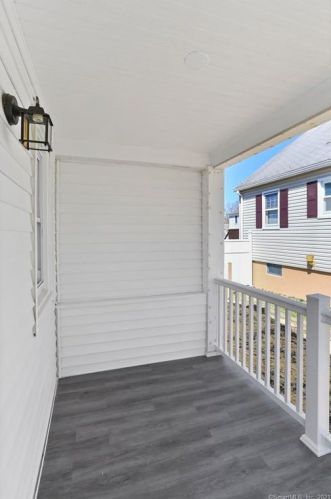 10 Autumn St, Norwalk CT 06850-2501 exterior