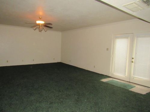 2419 Coffin St, Denison TX 75020-7209 exterior