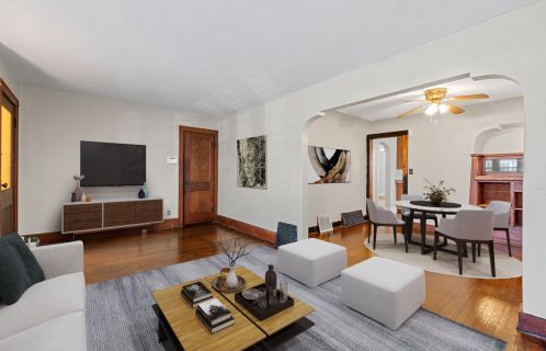 3166 39th St, Milwaukee, WI 53215-4015