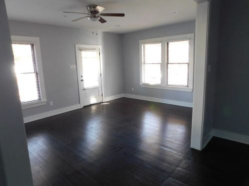 202 6th St, Dallas TX  75203-1321 exterior