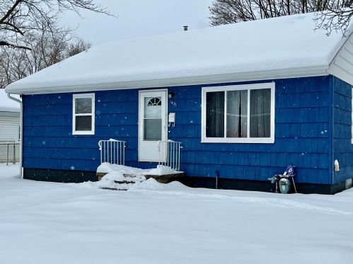 1431 Madison St, Meskegon MI 49442-5250 exterior