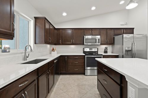 2415 Atlantic Beach Blvd, Fort Pierce FL  34949-1525 exterior