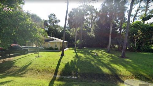 4343 Lorraine Ave, Naples, FL 34104-4740