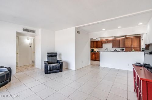 3031 Idaho St, Tucson AZ 85746-1045 exterior