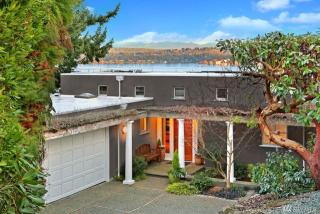 3638 49th Ave, Seattle WA  98105-5251 exterior