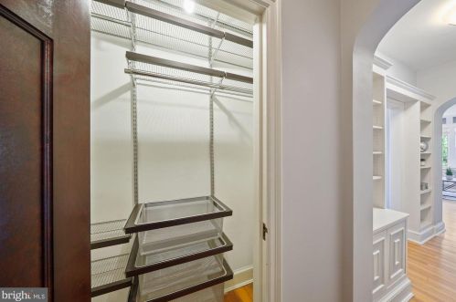 3900 Connecticut Ave, Washington DC 20008-2412 exterior