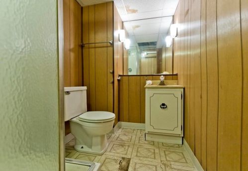 65 Mandalay Rd, Springfield MA 01118-2026 exterior