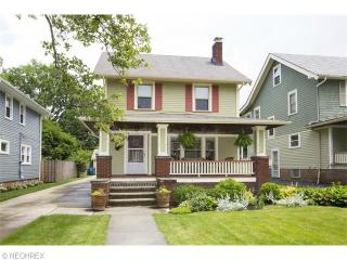 1657 Lewis Dr, Cleveland OH  44107-4829 exterior