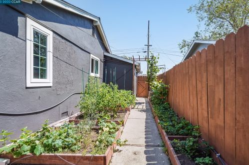 1871 Larkspur Ct, Concord CA exterior