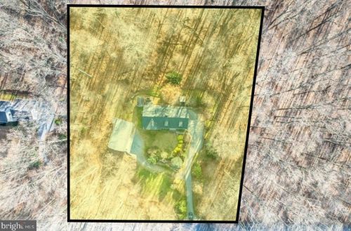 964 Mt Pleasant Rd, Pottstown PA 19465-8808 exterior