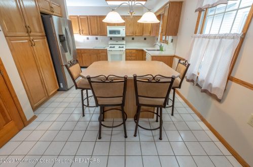 30 Baker Dr, Jackson Twp NJ 08527 exterior