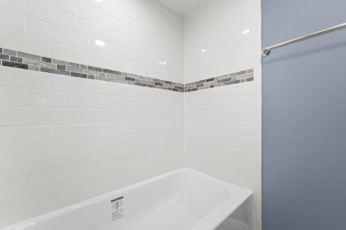 9225 Sacramento, Chicago IL 60805-2637 exterior