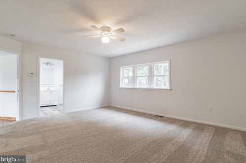 345 Pine Grove Rd, Hanover PA  17331-7702 exterior