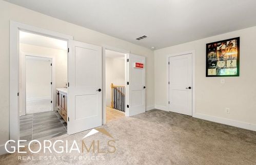 1666 Connally Dr, Atlanta GA 30344-1166 exterior