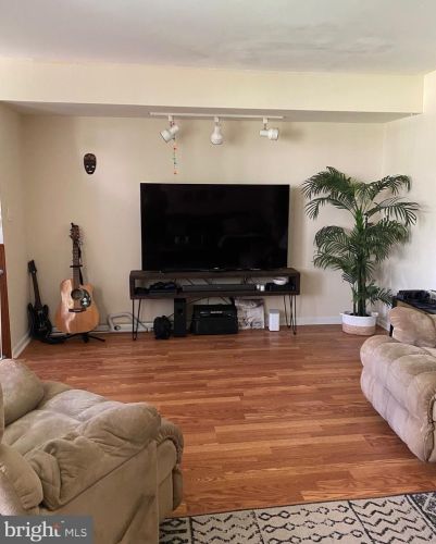 2 Mimosa Ct, Quakertown, PA 18951-2758