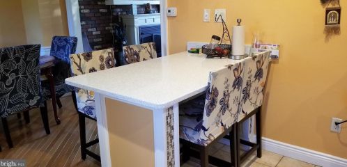 8120 Wyndam Rd, Camden NJ 08109-3221 exterior