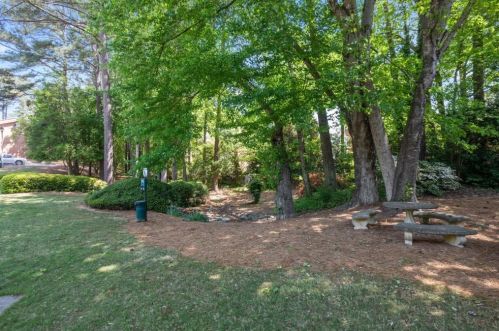 4101 Dunwoody Club Dr, Atlanta GA  30350-5203 exterior