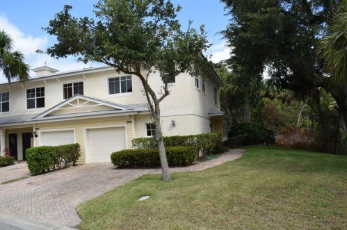 3940 Sabal, Fort Pierce FL 34981-5117 exterior